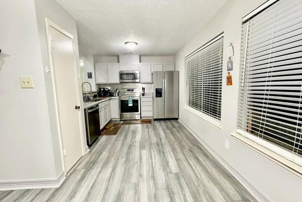 3 Bedroom Entire Home - Centrally Located In Katy, Texas Exterior foto